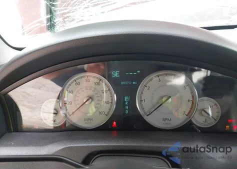 2007 Chrysler 300C z USA, uszkodzony, nr VIN 2C3KA63H37H684403